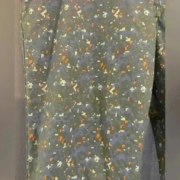 Men’s Gray Altamont Joggers - Picture 10 of 10